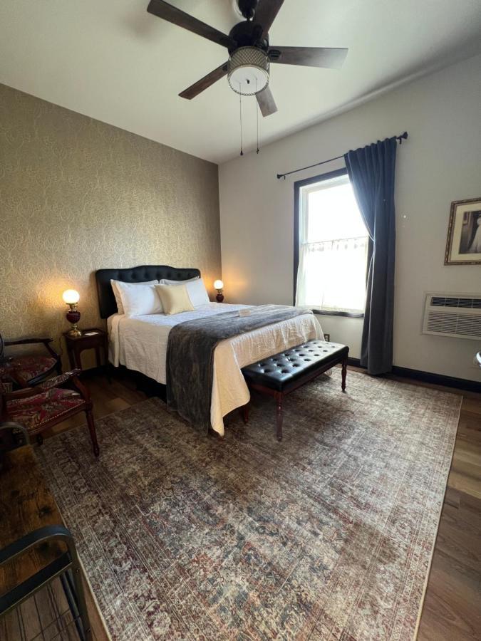 Hotel Stevenson Екстер'єр фото